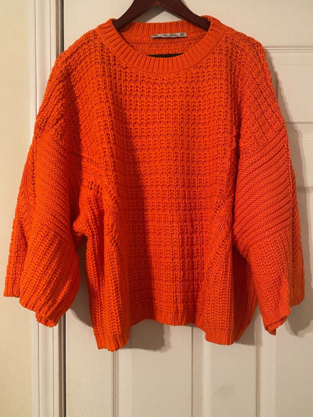 ZARA KNIT SWEATER ORANGE SIZE M